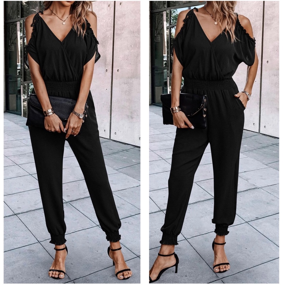 Black Cold Shoulder Stretchy Waist Pockets Jumpsuit - Picture 1 of 2